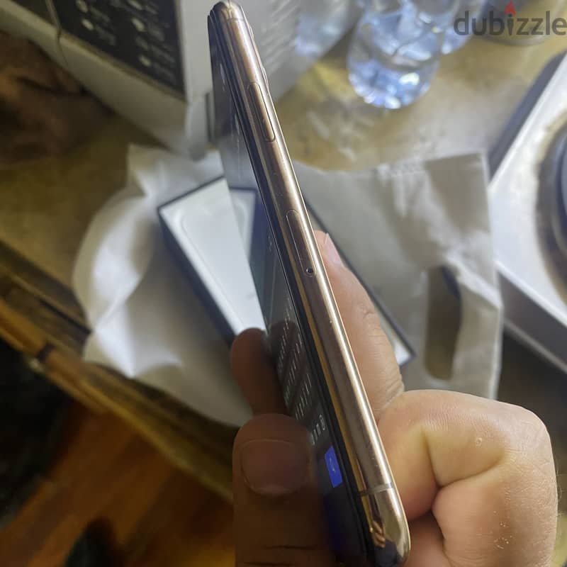 Apple - iPhone 11 Pro 2