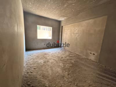 شقة بيع في الاندلس 2 ، نص تشطيب ، استلام فوري ، 190 متر ،الدور الاول ، السعر شامل العداد و الجراج شقة بيع في الاندلس 2 ، نص تشطيب ، استلام فوري ، 190 متر ،الدور الاول ، السعر شامل العداد و الجراج