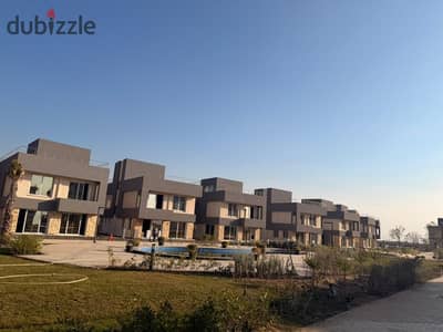شقة سكنية داخل كمبوند اول مطل بحر صريح في المنصورة الجديدة…