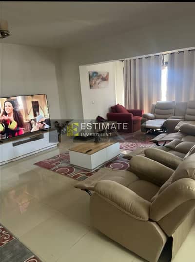 دوبلكس 220م مفروش للايجار ببورتو نيو كايرو