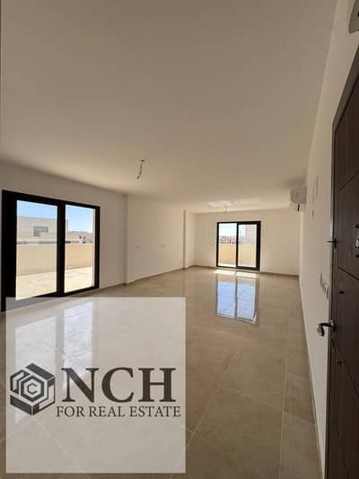 سكاي لوفت للإيجار في فيفث سكوير المراسم | 171 متر + روف 126 متر