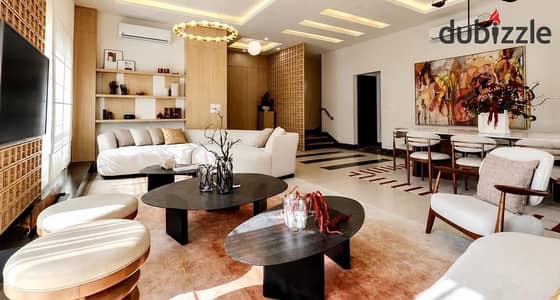 شقه جاهزه علي السكن الفوري متشبطه بالفرش والاجهزه في قلب التجمع الخامس