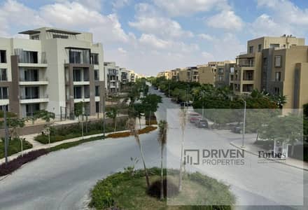 استلام فوري تاون هاوس متشطب بالكامل للبيع في بالم باركس بالم هيلز Palm Parks Palm Hills ذا كراون 6 اكتوبر الجيزه