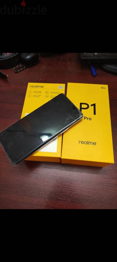 Realme P1 Pro لون احمر معاه علبته متفتحش