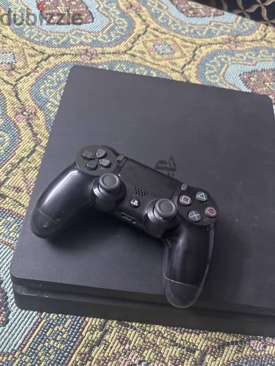 PlayStation 4 silm للبيع