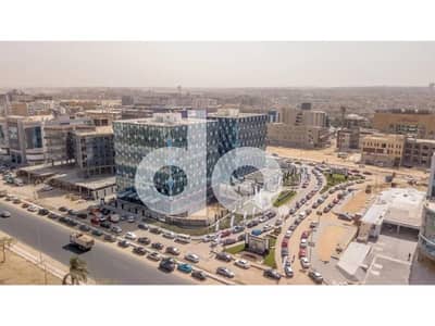 مكتب إداري للإيجار بمساحة 190 مترًا مربعًا، يتكون من 4 غرف + ريسبشن + غرفة اجتماعات، في كايرو بيزنس بلازا، القاهرة الجديدة - مكتب في التجمع الخامس