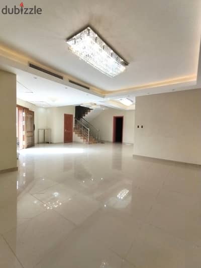 Villa for sale in a prime location in the most upscale neighborhoods of Sheikh Zayed