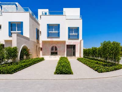 فيلا للبيع - Naia bay - بسعر 32,735,000 ج