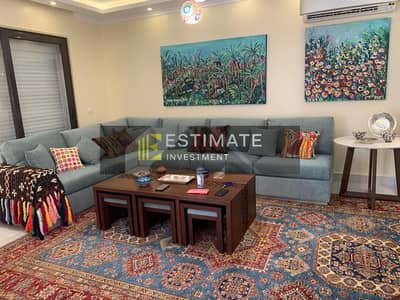 تاون هاوس بالمطبخ والتكييفات للايجار في ميفيدا