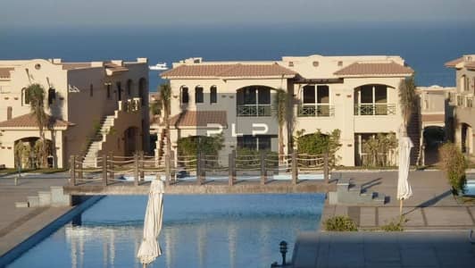 شالية بجاردن للبيع اقل من سعر السوق ريسيل استلام فوري متشطب بالفرش والتكييفات في لافيستا باي الساحل الشمالي بفيو مباشر علي البحر