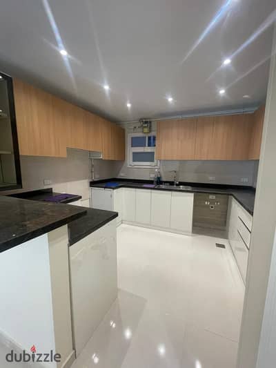 First residence for rent, ground floor 190m with a 120m garden, kitchen, and air conditioning, Zayed Dunes compound, Sheikh Zayed zayed dunes sheikh zayed