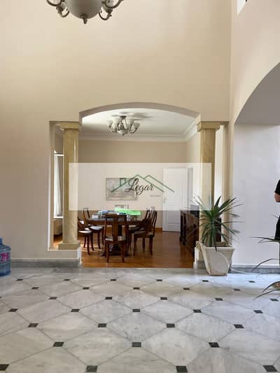 Villa for rent, 440 sq m, with kitchen, air conditioning, and appliances, at a bargain price in Gardenia 1 Compound - 6th of October