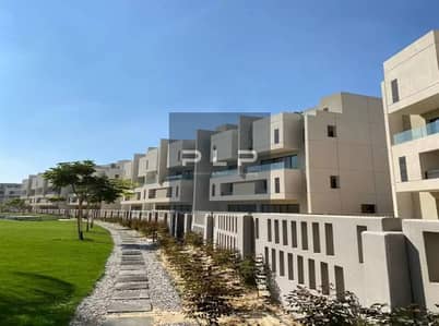 Luxury Twin House for sale with Landscape View in El Burouj