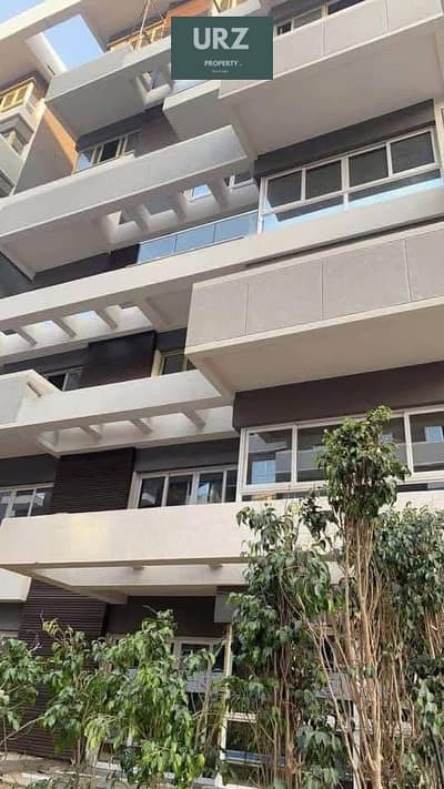 Apartment for sale in Scenario exceptional location, heart of R7 the capital minutes from the Green River at the best price minutes from Bosco