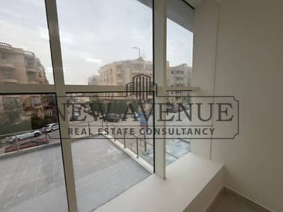 عيادة 119متر مشطبة للإيجار في مركز أوزون الطبي بالتجمع الخامس