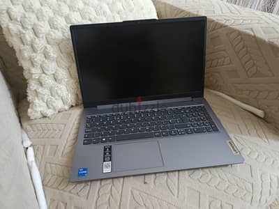 لاب توب للبيع