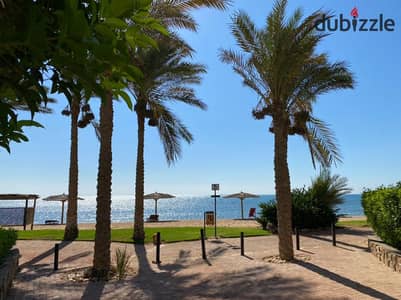 Immediate receipt of a fully finished 3-bedroom chalet for sale in Ain Sokhna, overlooking the lagoon directly with a 30% discount for a limited time.