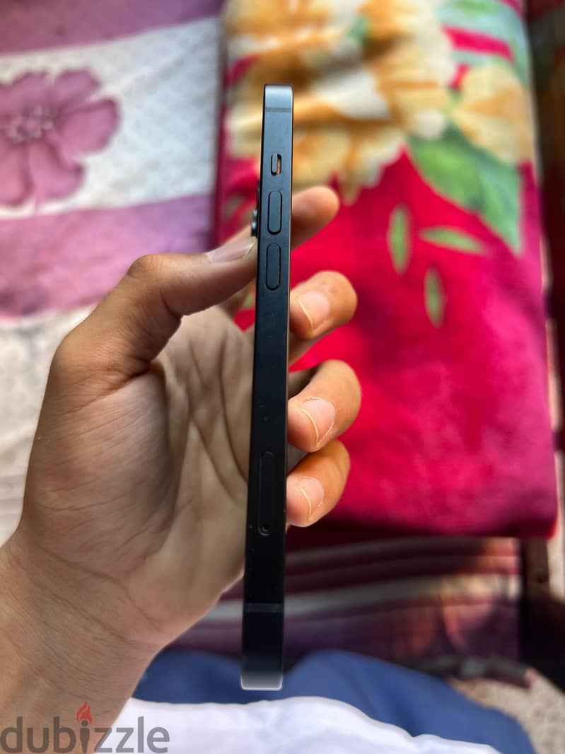 Apple - iPhone 14 2