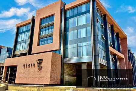 للايجار باقل سعر مكتب اداري152م بالتكيفات باقل سعر في ثري سيكستي Three Sixty التجمع الخامس - 8 دقايق من الجامعه الامريكيه جاهز للتشتغيل