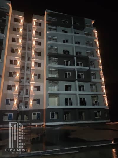 An apartment with immediate handover at a 10% discount in Lake Capital Compound in the New Administrative Capital in R7, overlooking the Green River in front of the Diplomatic District, a masterpiece with prices from the past. An apartment with immediate handover at a 10% discount in Lake Capital Compound in the New Administrative Capital in R7, overlooking the Green River in front of the Diplomatic District, a masterpiece with prices from the past.