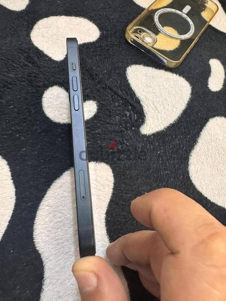 Apple - iPhone 13 2