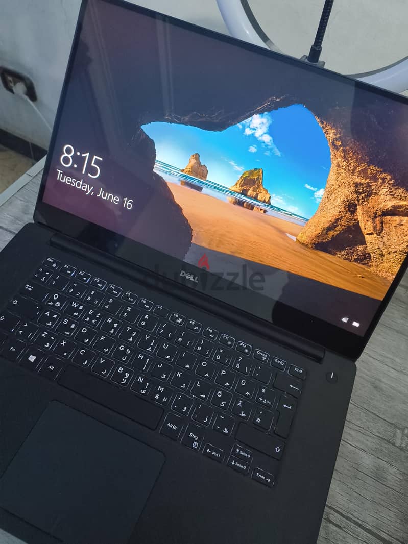 Dell Precision 5520 Laptop With 4K Touch Screen 1