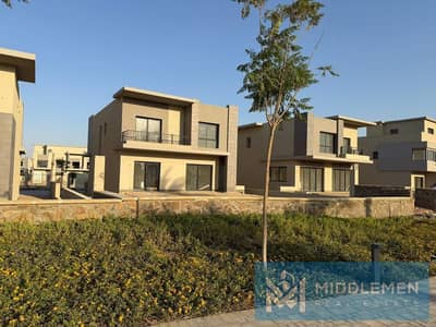 دوبلكس 423متر لوكيشن مميز متشطب بالكامل ليك فيو ريزيدنس القاهره الجديده swan lake residence