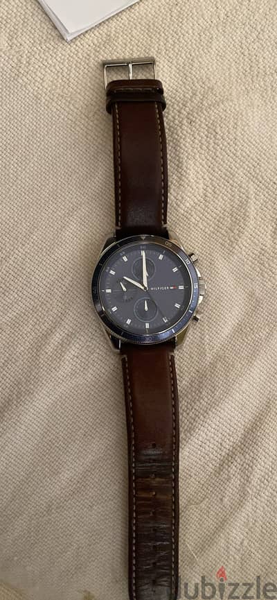 Tommy Hilfiger watch for sale good condition but needs a battery