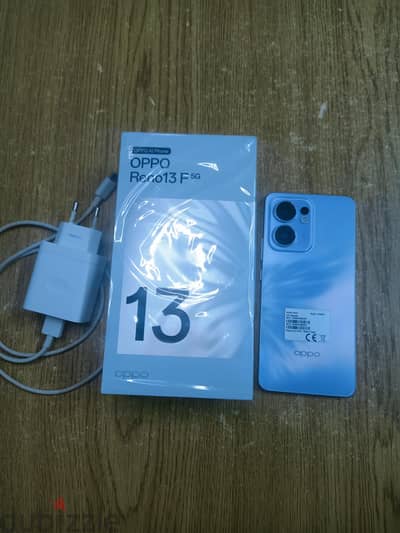 OPPO Reno13 F 5G