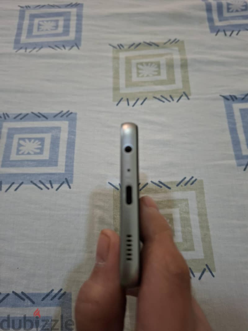 Samsung A24 3