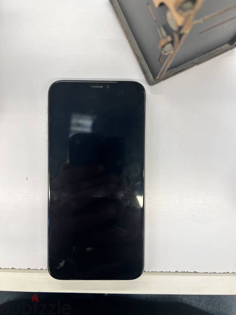 Apple - iPhone XS 2
