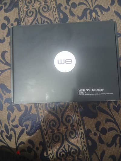 راوتر  we premium لسه جديد