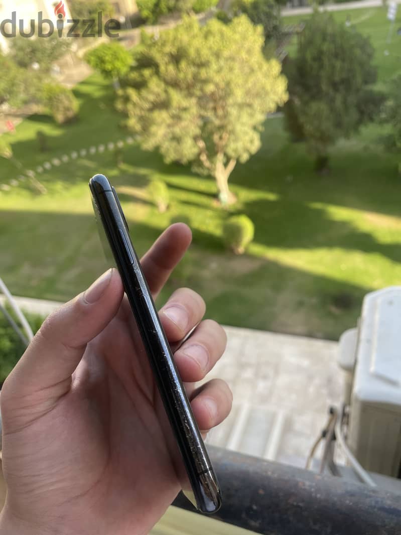 Apple - iPhone X 2