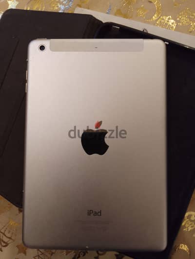 ipad mini2  32GB شريحة نت واى فاى