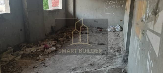 Apartment for sale elevated ground floor with backyard Al-Andalus 2 buildings New Cairo semi-finished distinguished location garden view area 150 meters with large backyard 75 meters