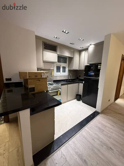 Apartment for sale in Madinaty, ultra-super-luxurious finishing, fully furnished with appliances and air conditioning, ready for immediate occupancy.