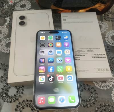 آبل - آيفون 16 بلس