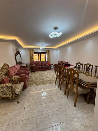 شقة للبيع فيو مفتوح علي جاردن والفيلات سعر لقطة جاهزة للسكن بالقرب من المسجد دور متكرر في الرحاب 1 - المرحلة الخامسة - القاهرة الجديدة Al Rehab 1