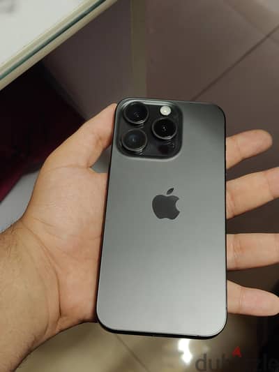 آبل - آيفون 15 برو