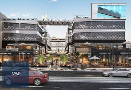 محل تجاري يصلح مطعم او كافيه في مول V TERRACE امام الجامعه الامريكيه مباشره