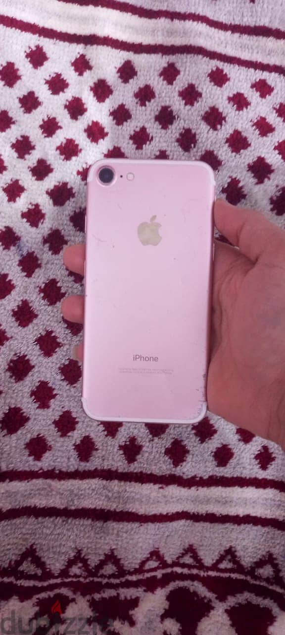 iPhone 7 4