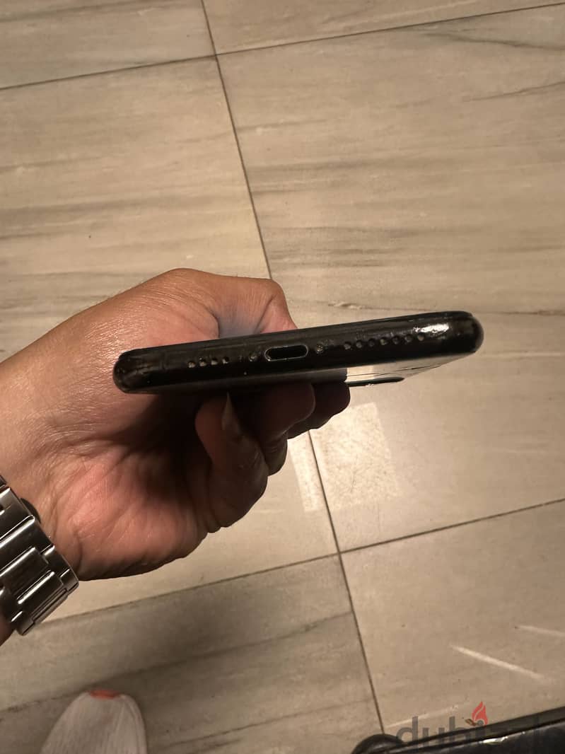 Iphone 11 pro max 1