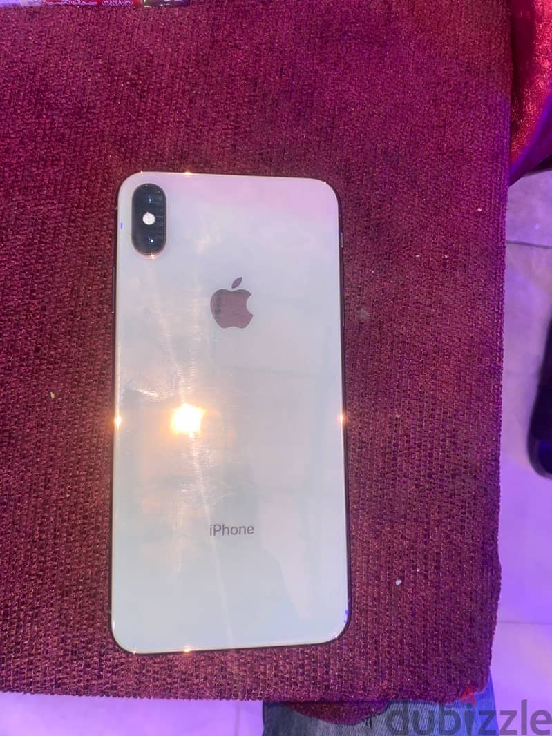 Apple - iPhone XS Max 1