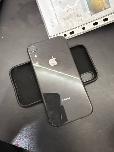 Apple - iPhone XR
