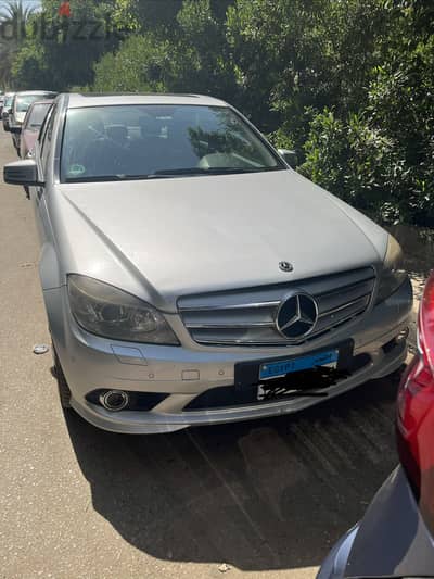 Mercedes-Benz C180 2010