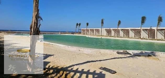 متاح للبيع شالية بالتكيفات صف اول قسط علي 8 سنين في Marbay  بسعر لقطة اقل من سعر السوق كلة في الساحل الشمالي
