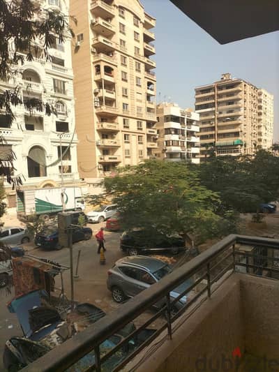 شقه للبيع من المالك تشطيب حديث الترا لوكس اول سكن مسجله فيو حديقه ناصي