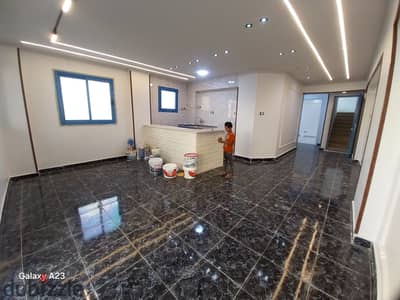 شقه في اسكندرية شاطئ النخيل بجوار الخدمات خطوات قليلة من البحر تشطيب التـــــــــــرا لوكس