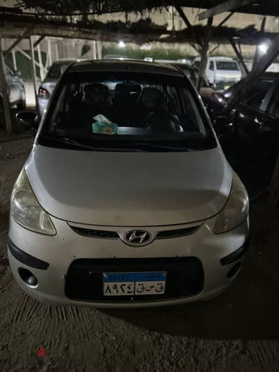 هيونداي أى 10 2010