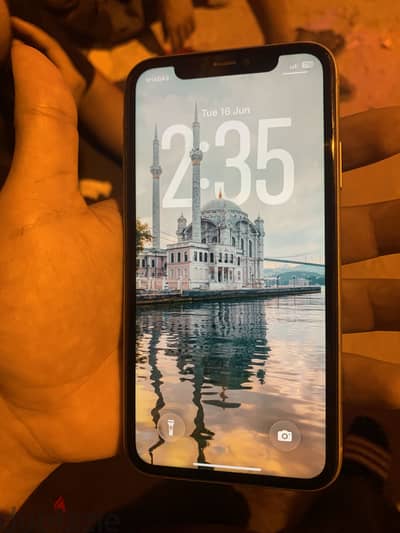 Apple - iPhone 11